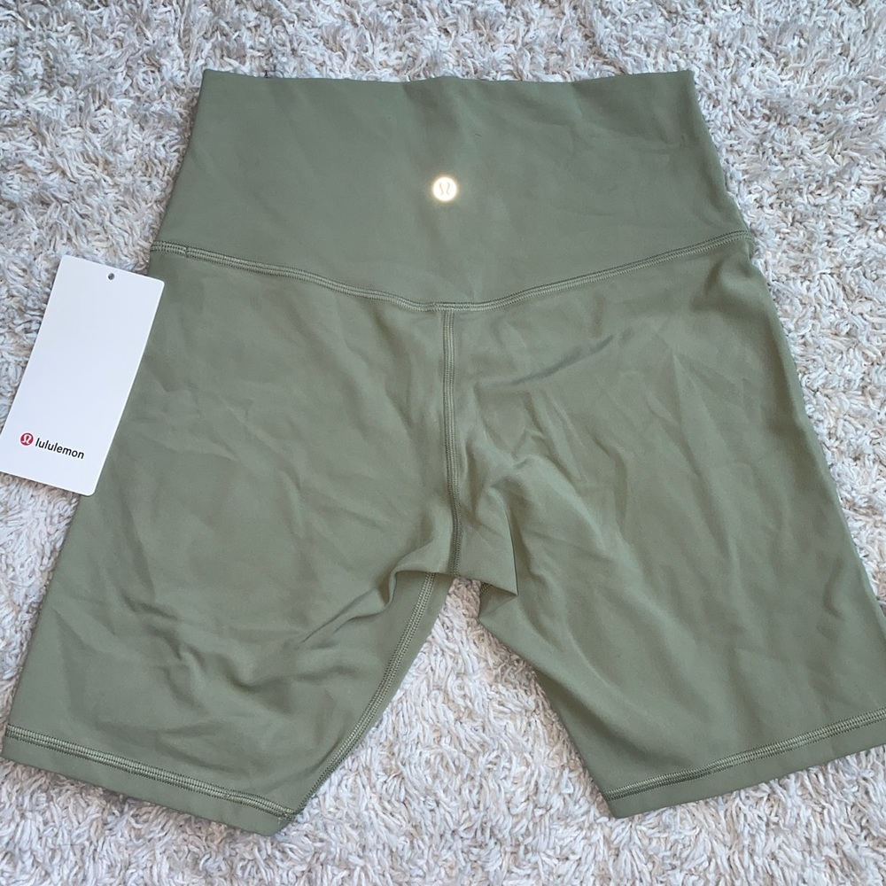Lulu biker shorts